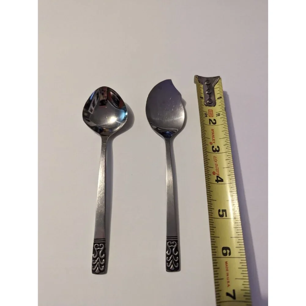 VTG CARLYLE Hong Kong stainless cameo pattern lot‎ 2 soup & jelly spoon replace